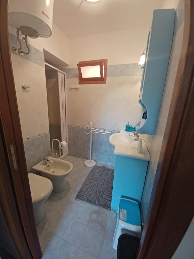 Casa Sibilla Bi-Locale Con Terrazza A 60 Metri Dal Mare Apartman Marinella  Kültér fotó