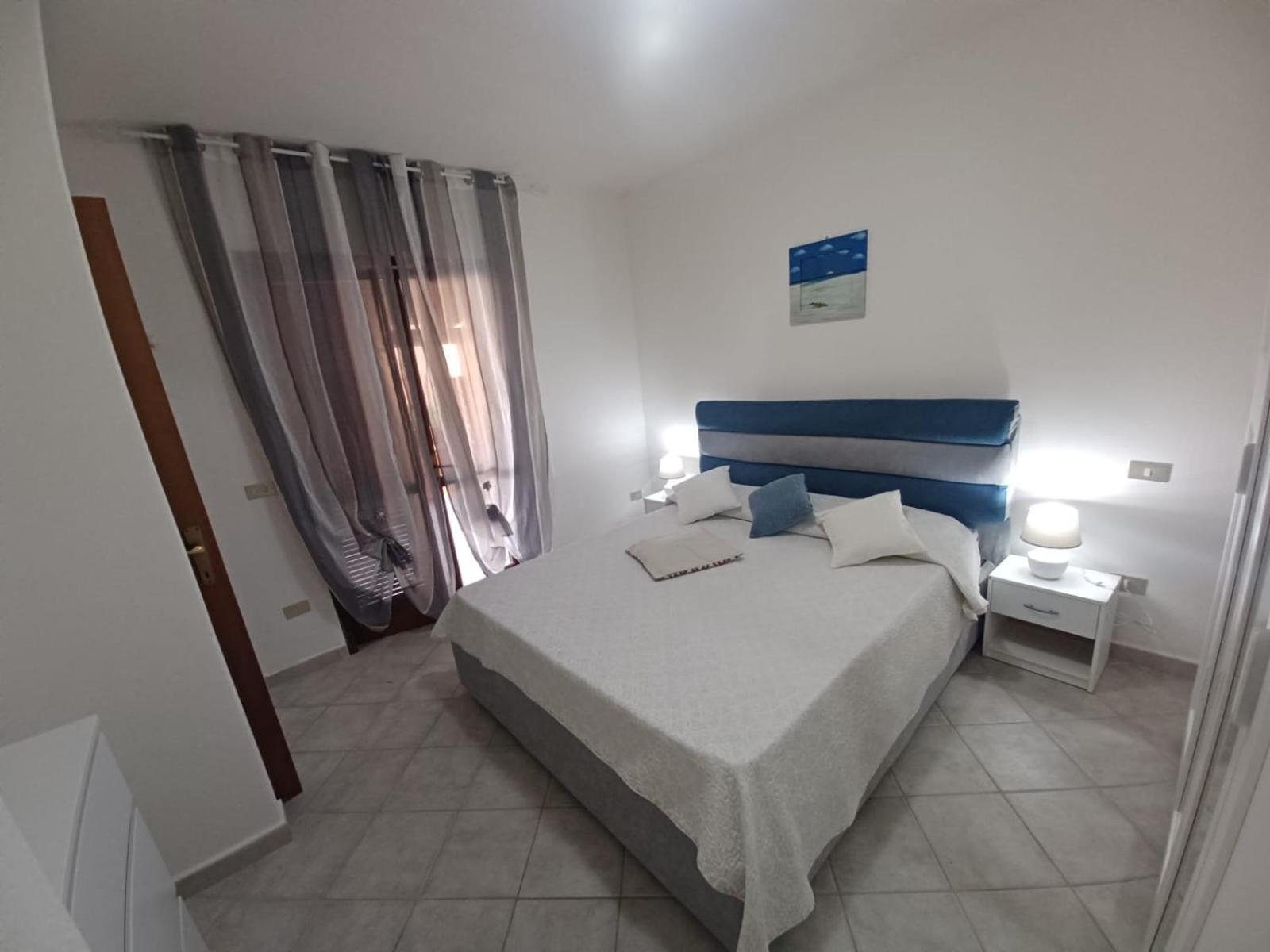 Casa Sibilla Bi-Locale Con Terrazza A 60 Metri Dal Mare Apartman Marinella  Kültér fotó