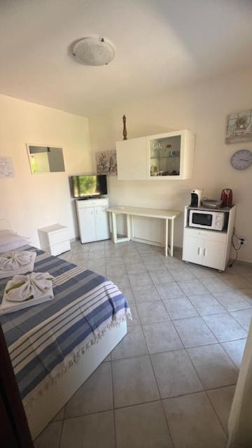 Casa Sibilla Bi-Locale Con Terrazza A 60 Metri Dal Mare Apartman Marinella  Kültér fotó
