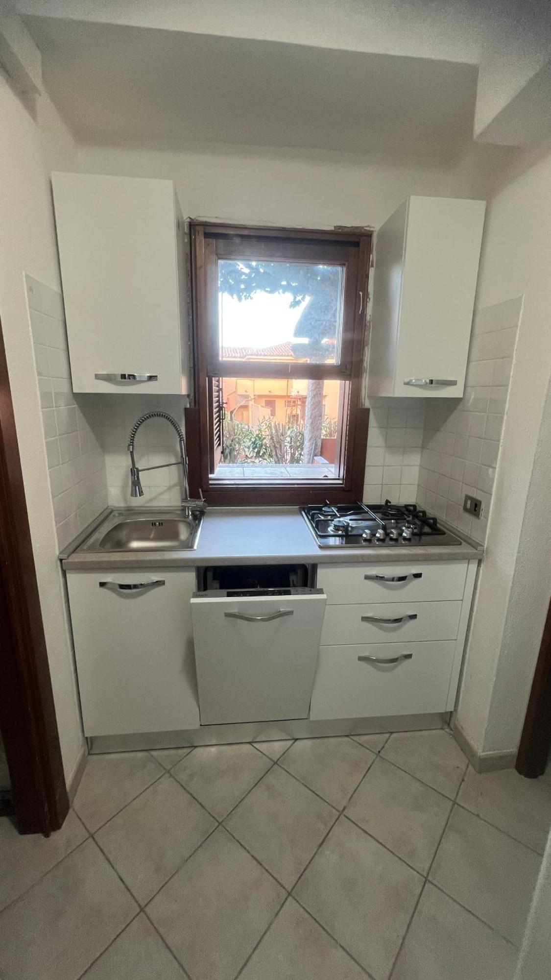 Casa Sibilla Bi-Locale Con Terrazza A 60 Metri Dal Mare Apartman Marinella  Kültér fotó
